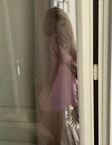 maya zrv actrice pornographique collection