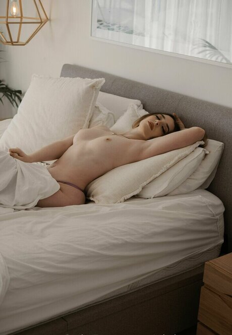 Violet Greyx modèle xxx collection