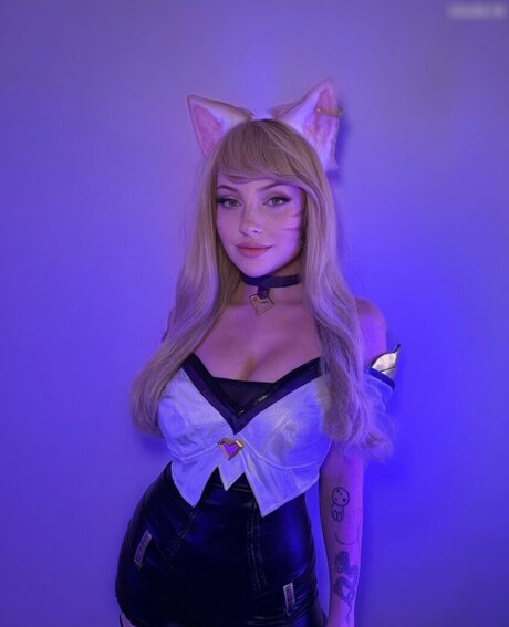 Nikoleta Milenova modèle photos