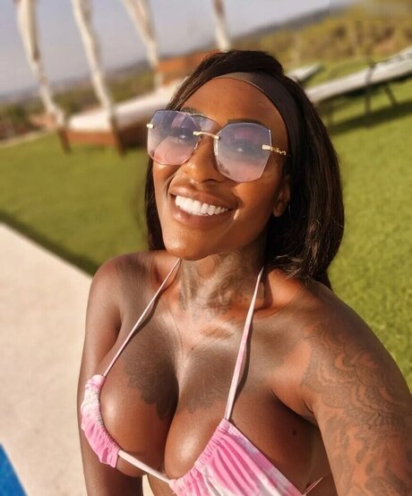 Josy Black meilleure actrice galeries