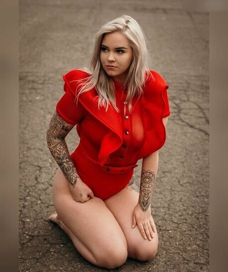 Tizeax beau modèle photos