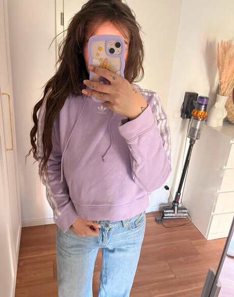 Tizeax actrice nue photo