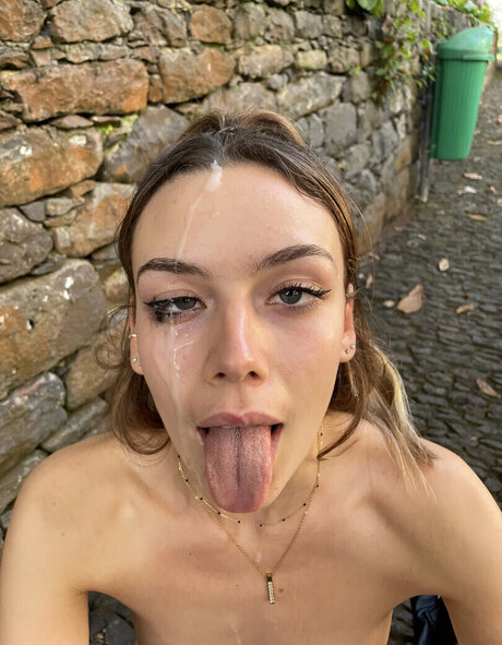 fans asiatiques négligés uniquement gratuit exclusif des photos