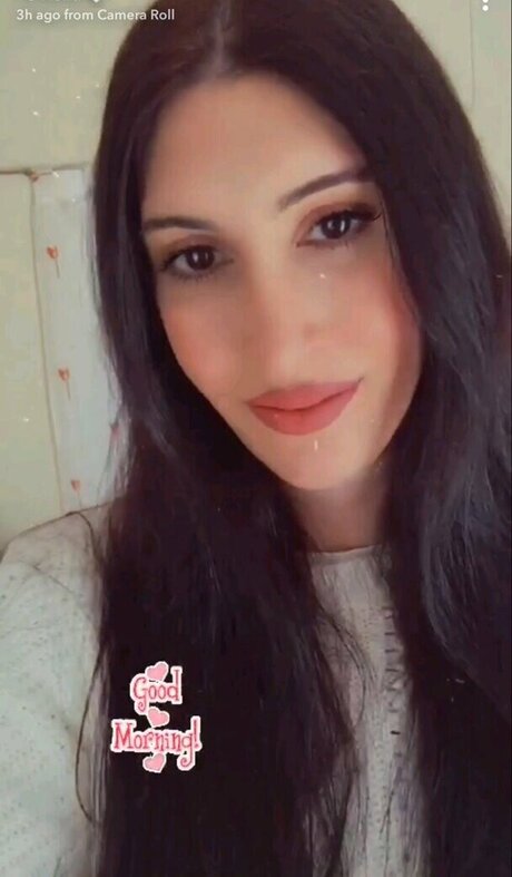 TS Keila modèle nu des photos