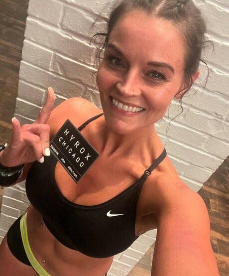 Julie Felton modèle exclusif archive