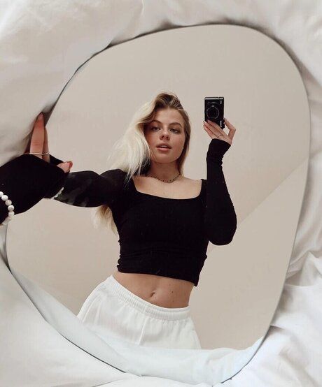 Vallixpauline étoile exclusive photo