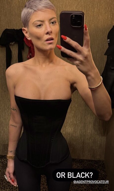 Milica Denise Umicevic modèle gratuit photos