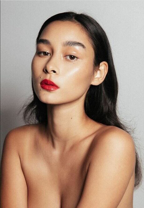 Monica Puddy modèle érotique collection