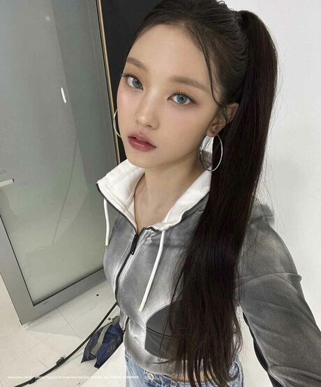 Haerin nus de stars du porno img