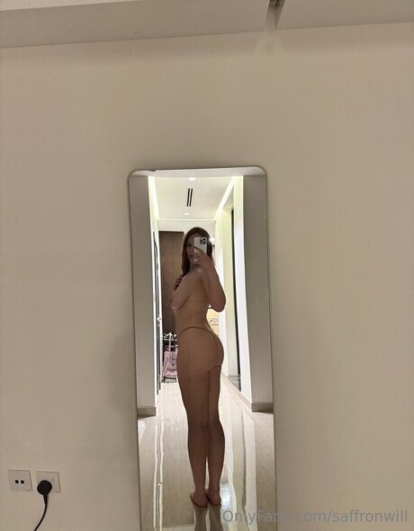 Saffronwill mannequin galerie