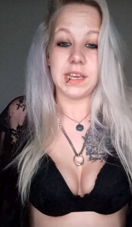 Eiskaltes Miststueck modèle xxx images