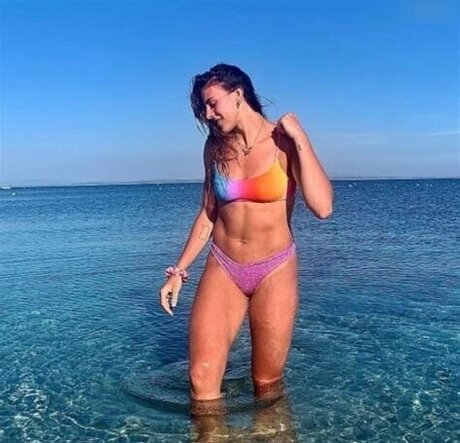 gros seins ébène onlyfans adulte archive