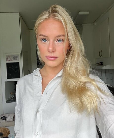 chatte dégoulinante et humide onlyfans adulte de haute qualité galeries