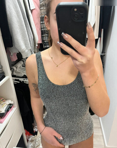 Vinted eBay modèle chaud img