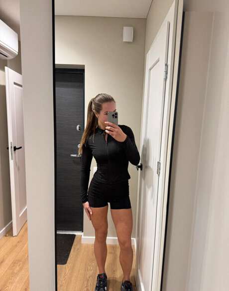 fans de cire uniquement sexy images