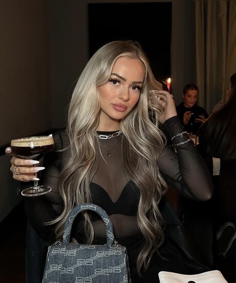 Zclina actrice adulte img