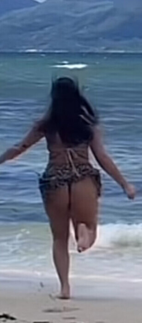 Lara tepper modèle hd galeries