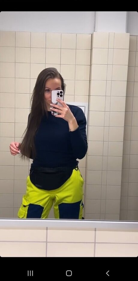 Gina Holly actrice sexy img