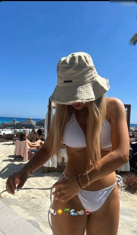 Kristinkbi star du porno chaud galerie