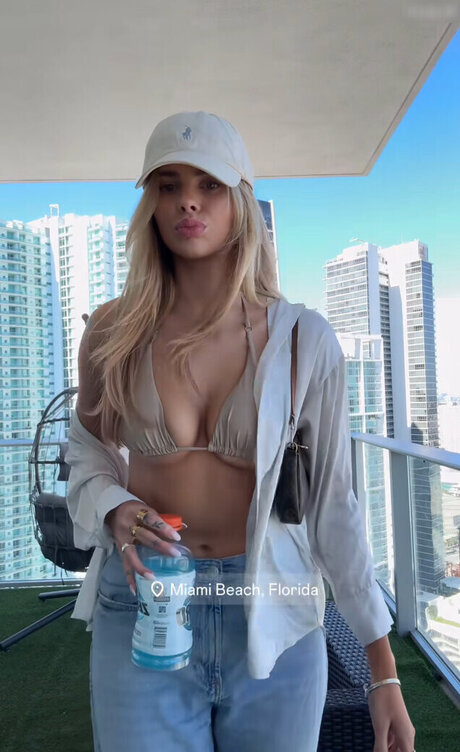 Larissa Neumann Profilfoto