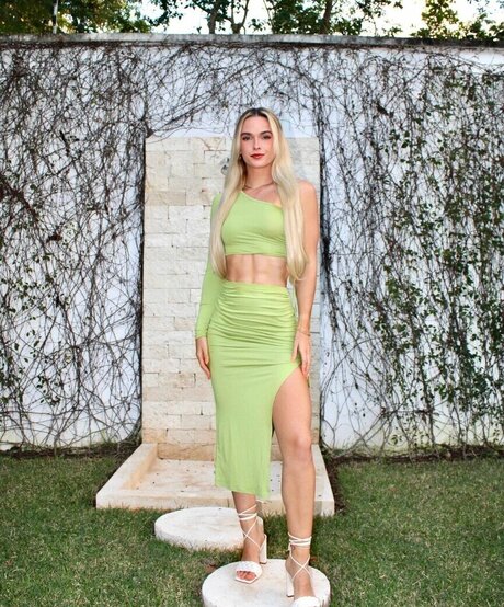 fans anaux mignons uniquement beaux nus photos