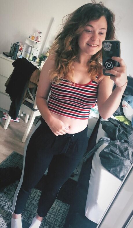 Lena Vanille modèles nus des photos