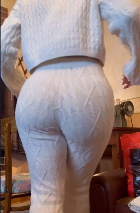 Jeje Lopes joli modèle img