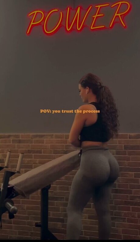 bubble butt onlyfans nue xxx photos