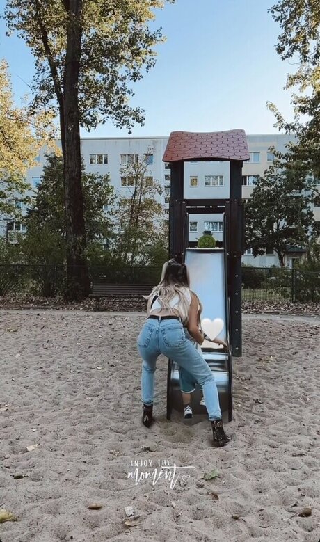 Nathalie Bleicher Woth étoile xxx archive