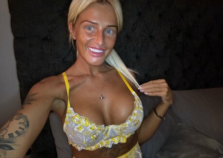 Jade Hunter star du porno gratuite galerie