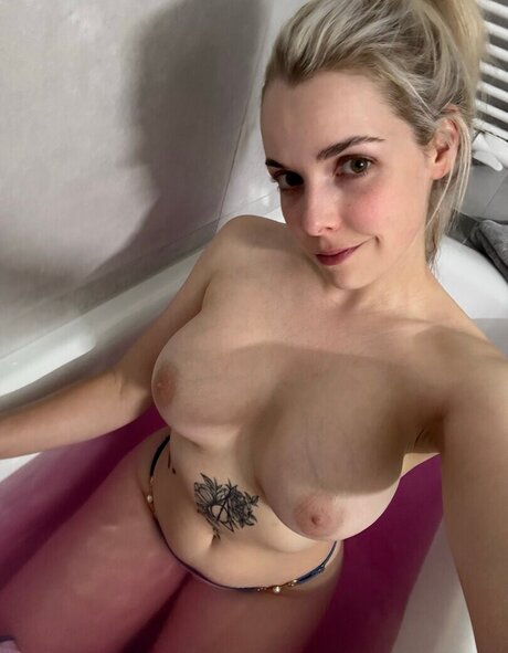 célèbres nains onlyfans assez haute qualité galerie