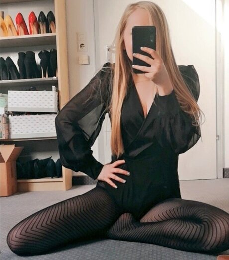 Mytightfashion actrice libre galerie