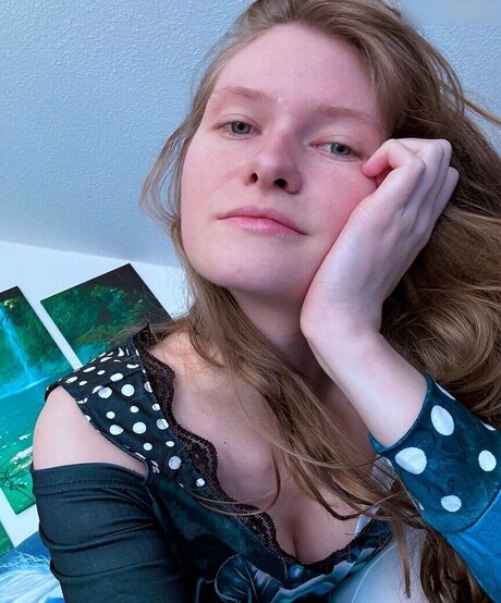 InaSilja modèle parfait image