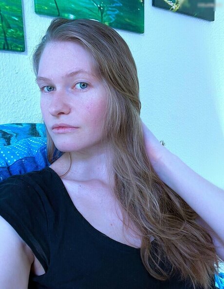 InaSilja belle actrice des photos