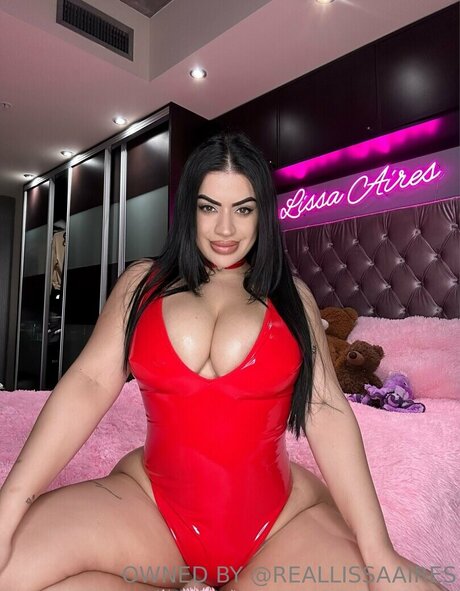 Lissa Aires belle star du porno photo