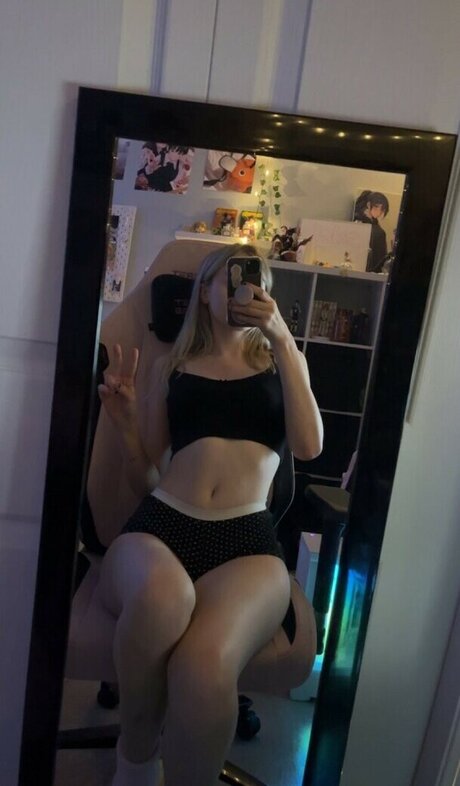 QoR Saige star du porno gratuit images