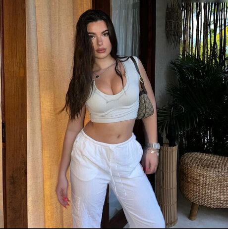 belle ladyboy onlyfans exclusif parfait galeries