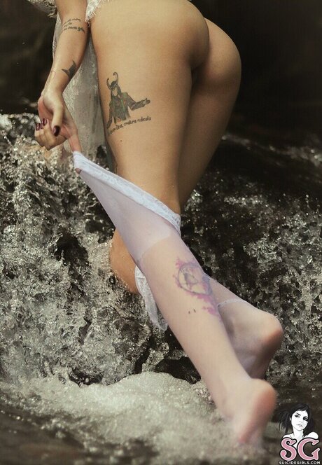 Dinhasun star pornographique img