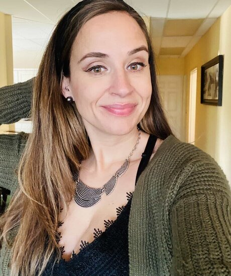 BellaSuede modèles nus galeries