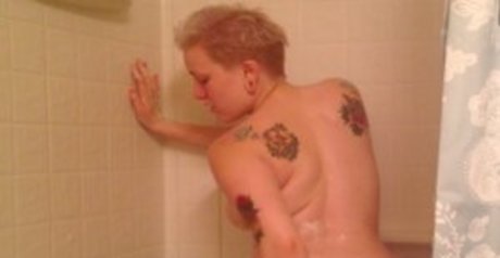 Allie Katch star du porno en haute qualité galeries