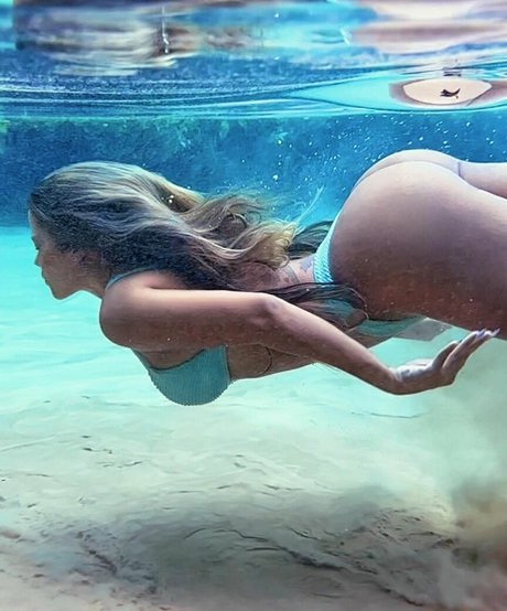 Camy Zimmer BR modèle sexy image