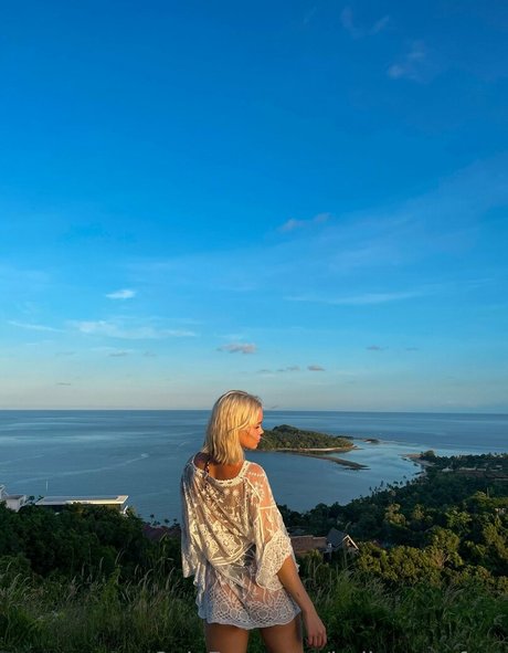 hollymoonvvip star du porno chaud des photos