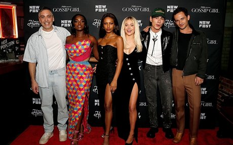 Emily Alyn Lind modèles nus img