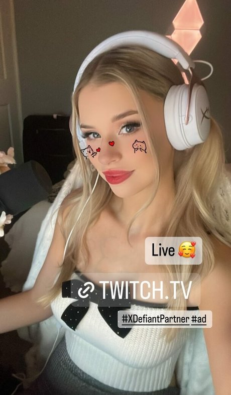 pom-pom girl nue onlyfans xxx adulte archive