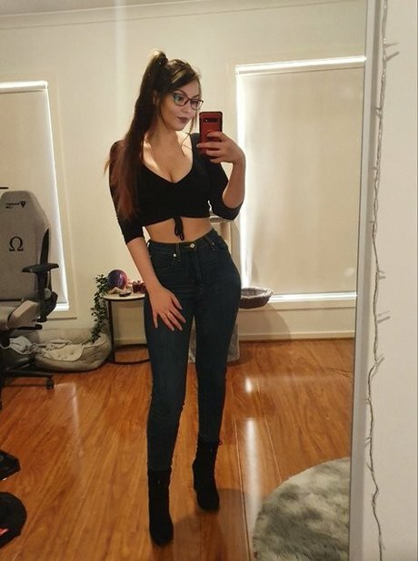 Aliythia star du porno exclusive image