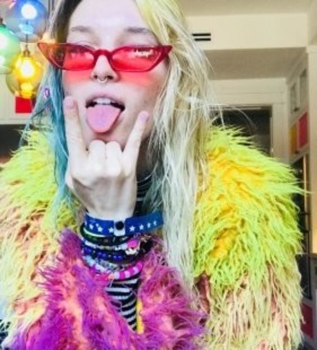 Dani Thorne star du porno chaud images