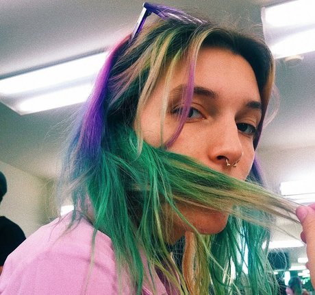 Dani Thorne star du porno chaud galeries