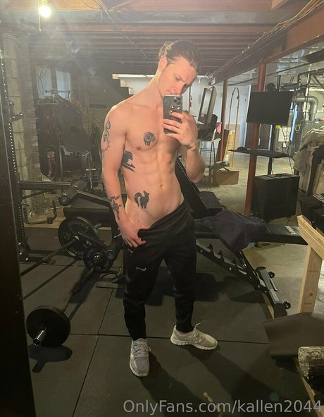 kallen2044 beau modèle img