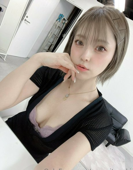 azusaitagaki actrice xxx des photos