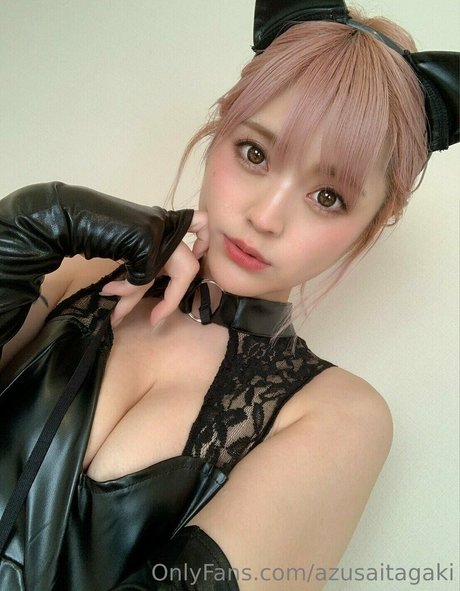 azusaitagaki joli modèle des photos
